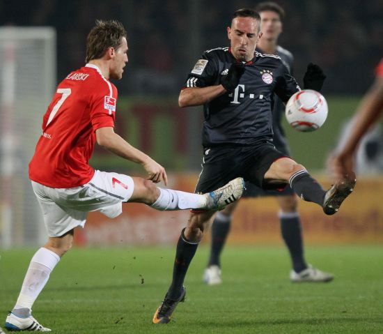 开激烈较量 开激烈较量